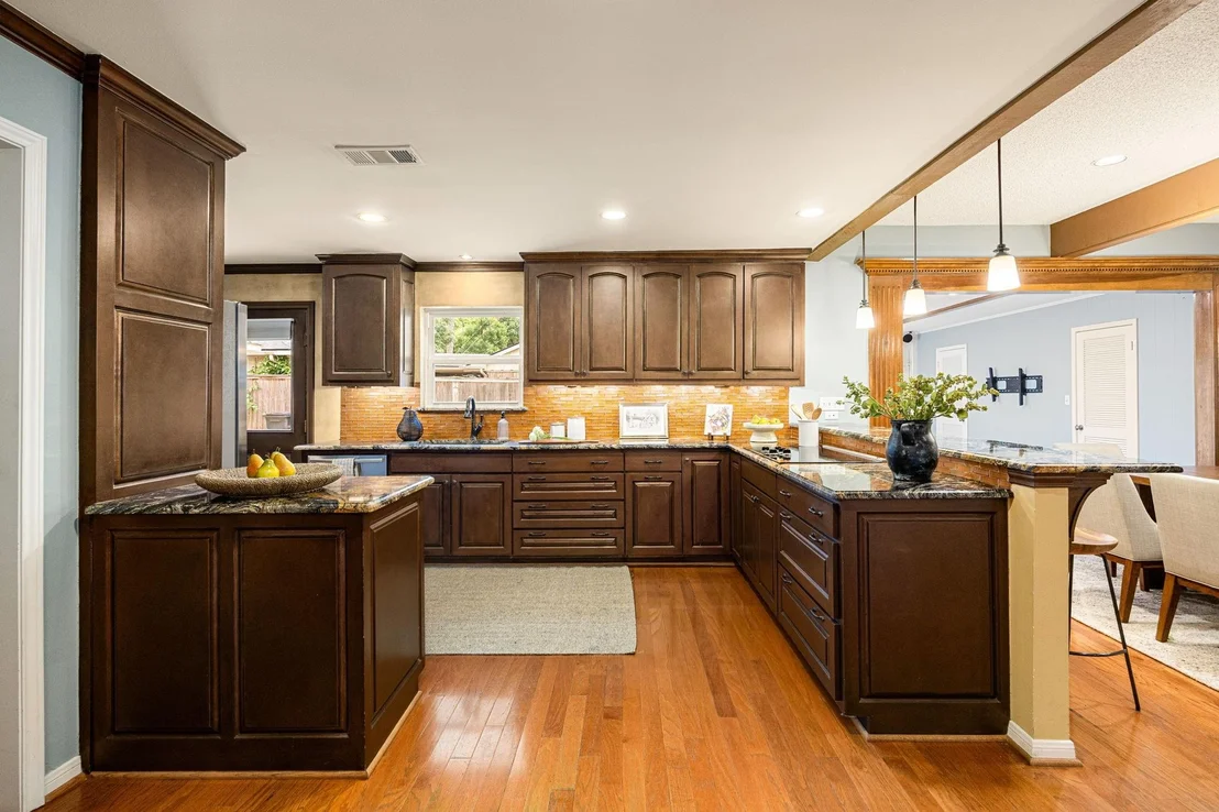 Photo of 1803 Briarpark Drive