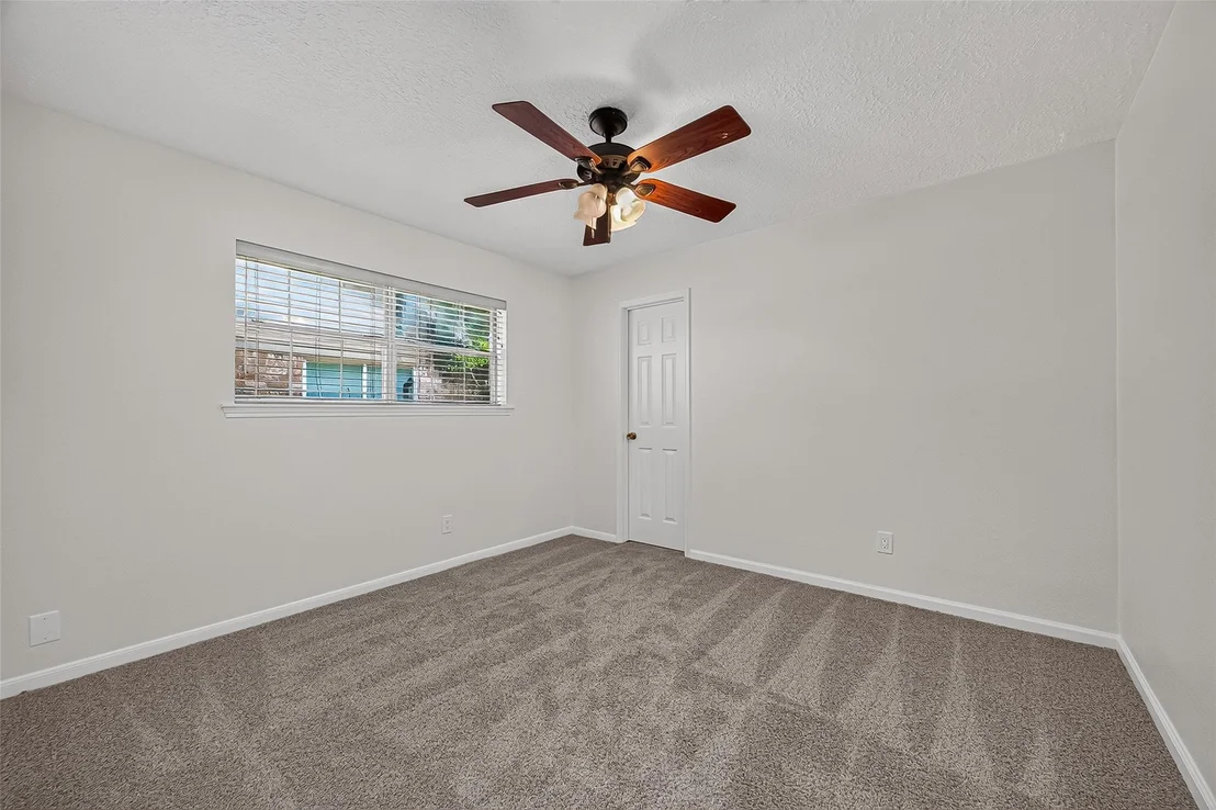 Photo of 15814 Boulder Oaks Drive