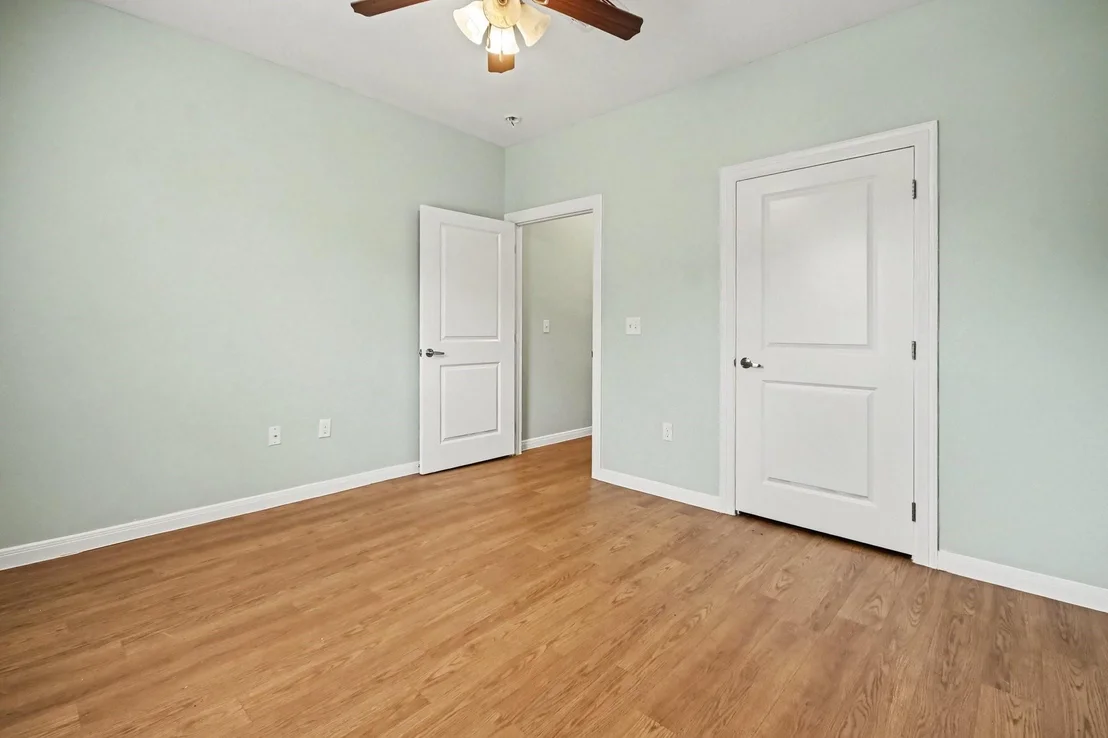 Photo of 5813 David Street