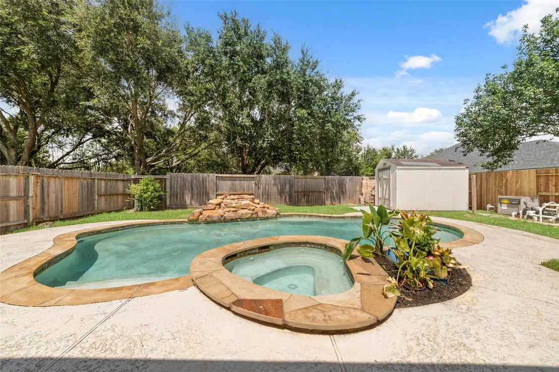 Photo of 6207 Suncrest Court