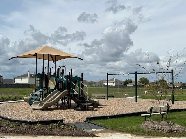 Photo of 652 Woodhaven Lakes Drive