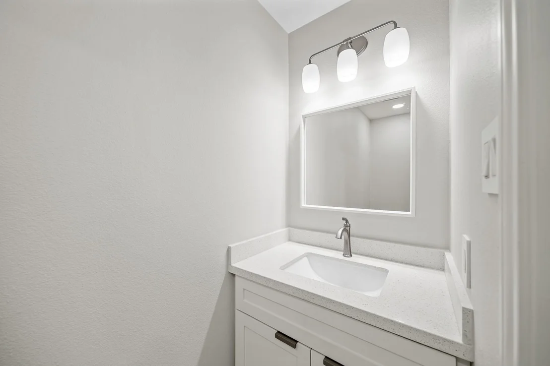 Photo of 2261 Riverside Drive