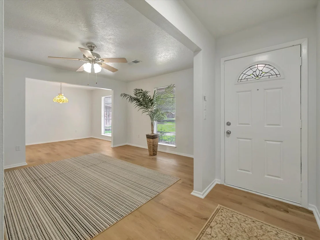 Photo of 1003 Richvale Lane