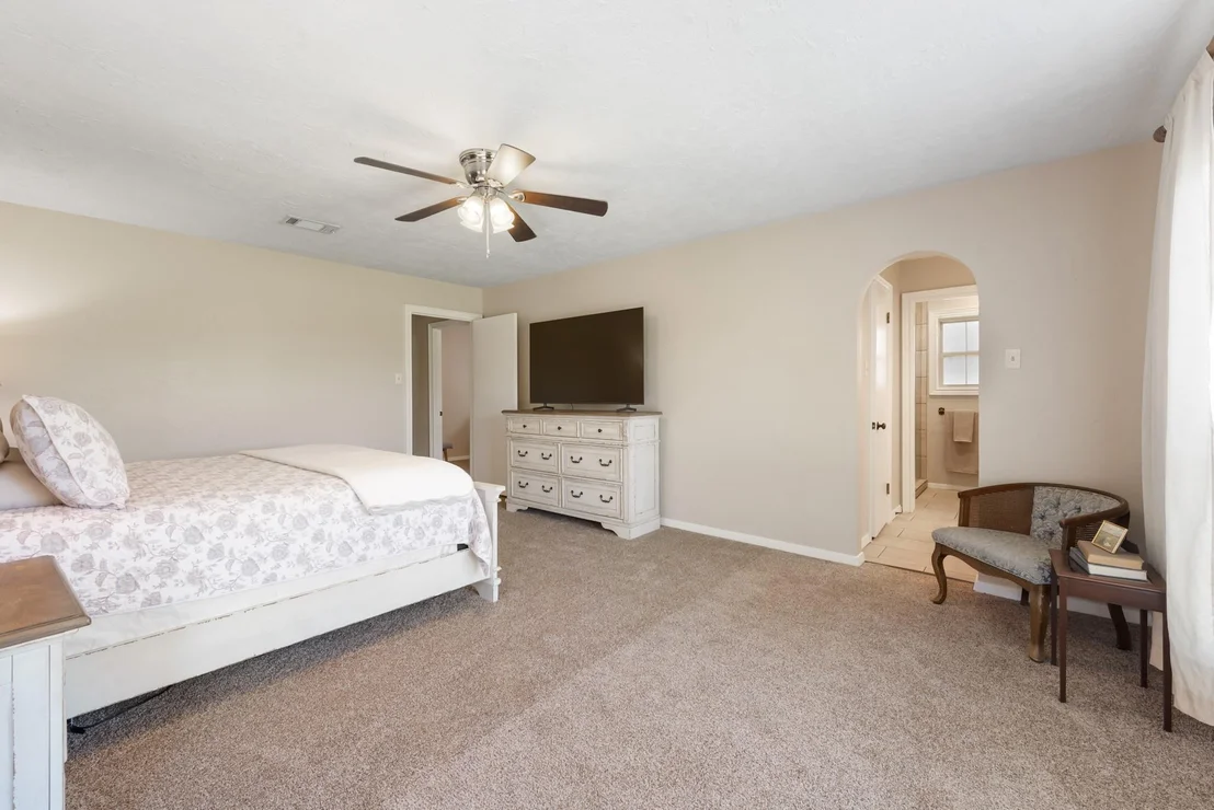 Photo of 2307 Quail Hollow Drive