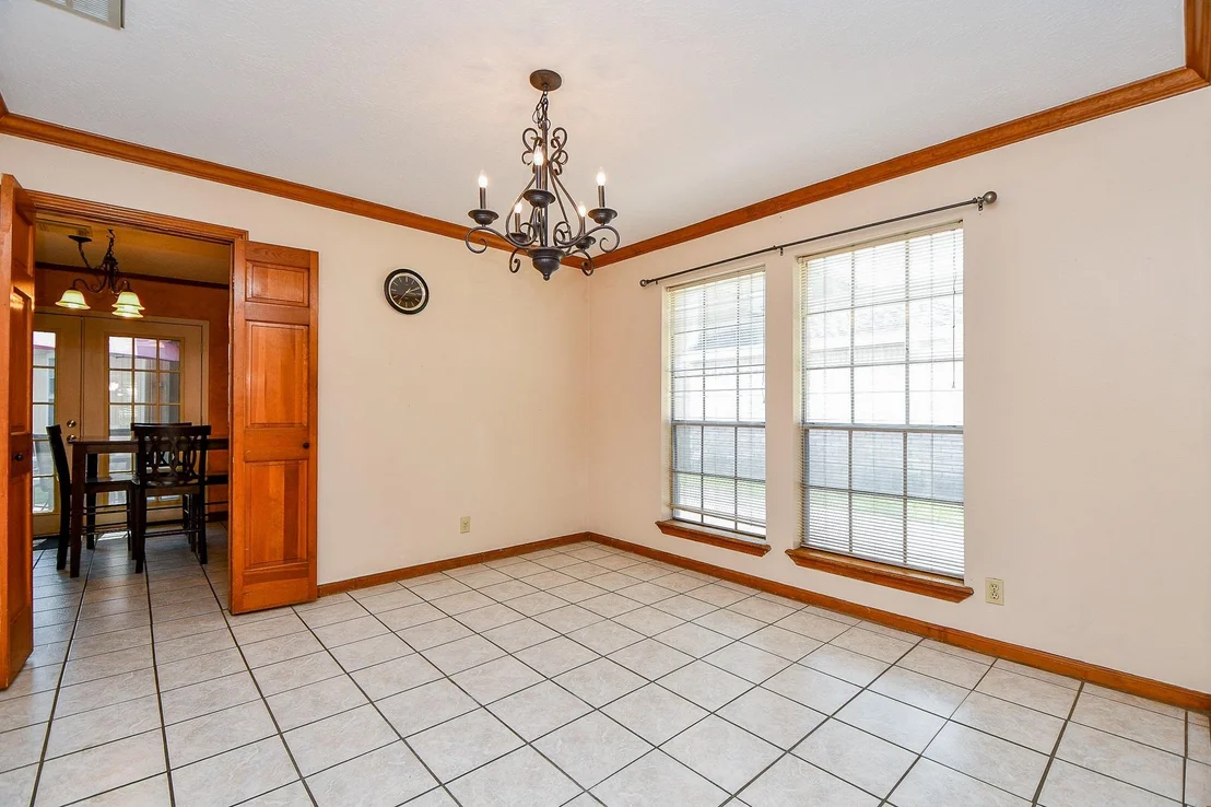 Photo of 1230 Crossfield Drive