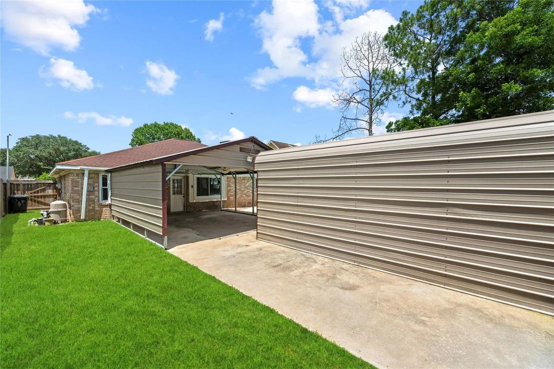 Photo of 12211 Pine Knoll Drive
