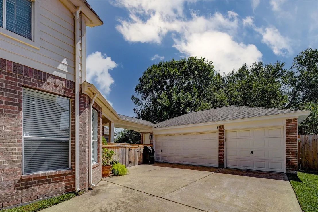 Photo of 1519 Darnley Lane