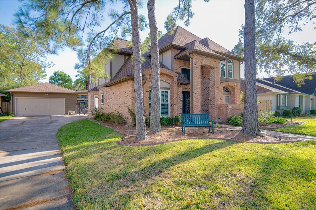 Photo of 614 Olde Oaks Drive