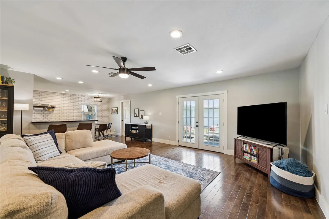 Photo of 2203 Lamonte Lane