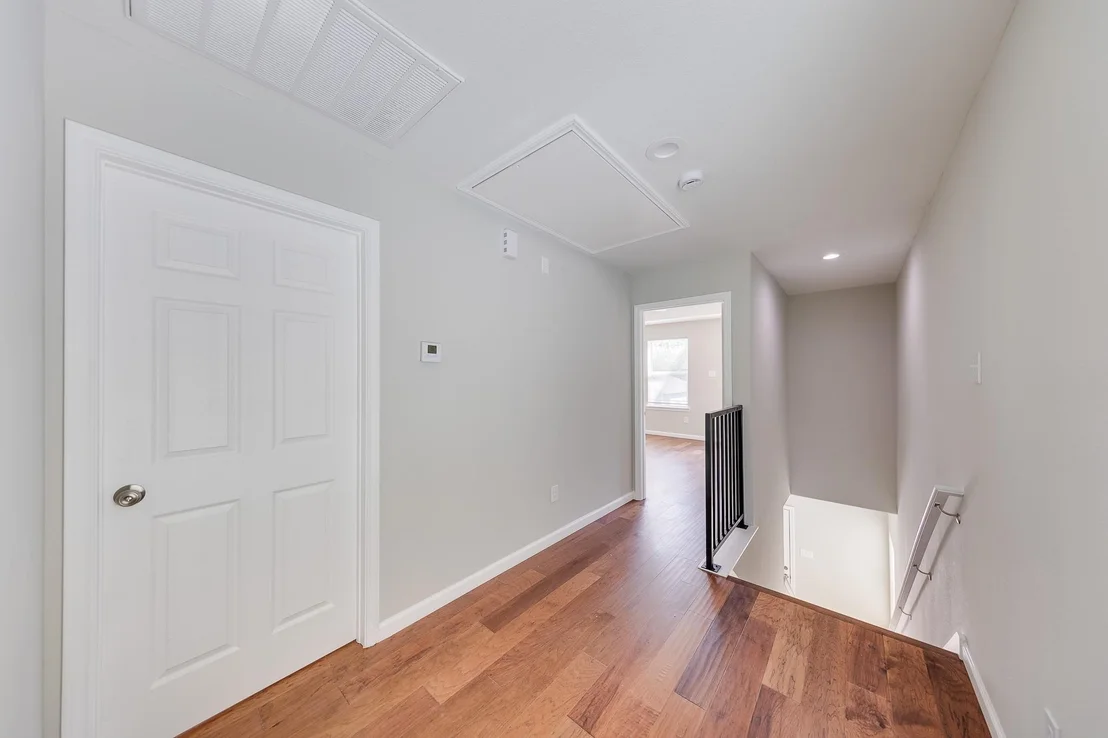 Photo of 309A De Haven Street