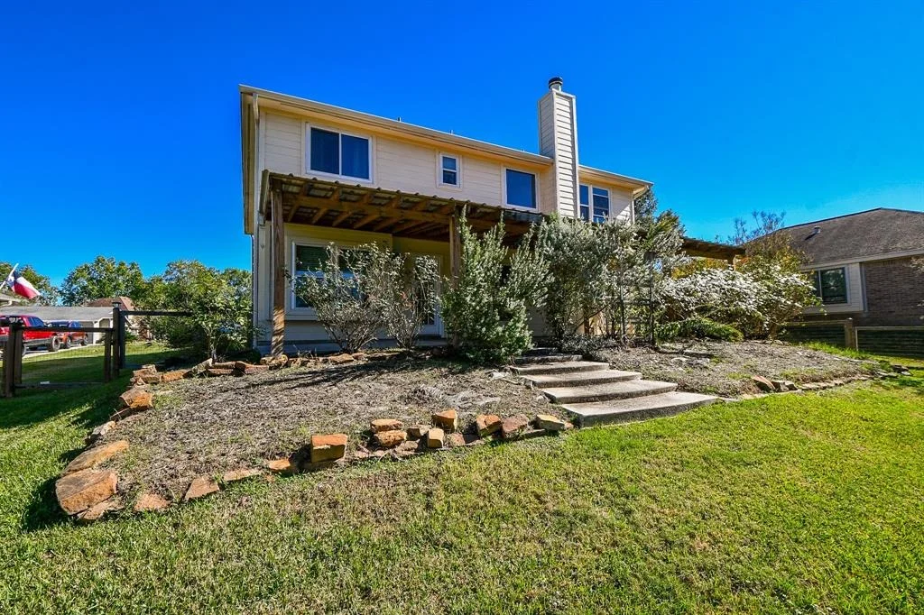 Photo of 323 Cape Conroe Drive