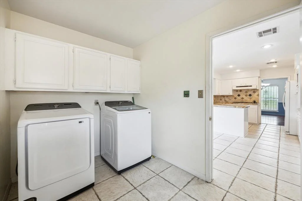 Photo of 2415 W T C Jester Boulevard