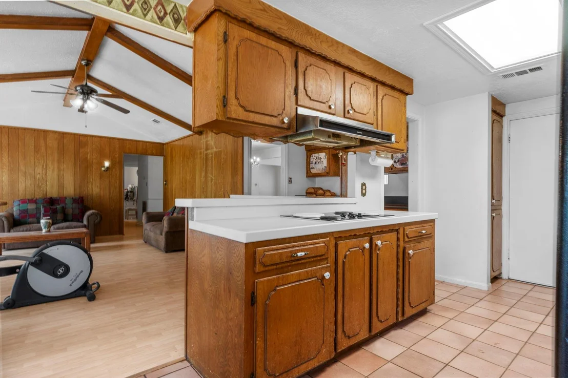 Photo of 2395 Southline Road