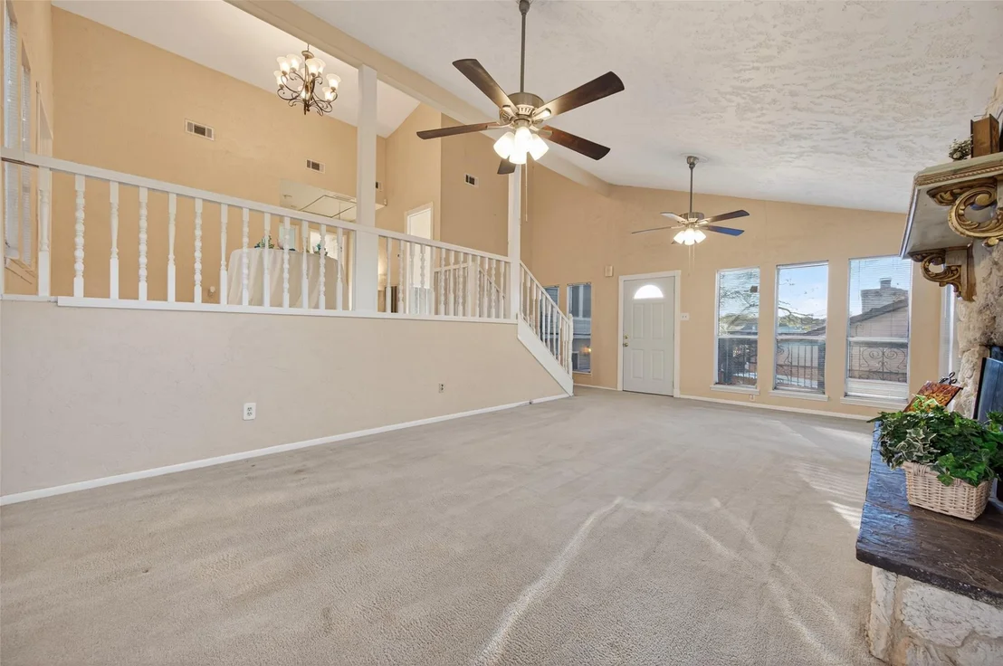 Photo of 805 Lake View Drive
