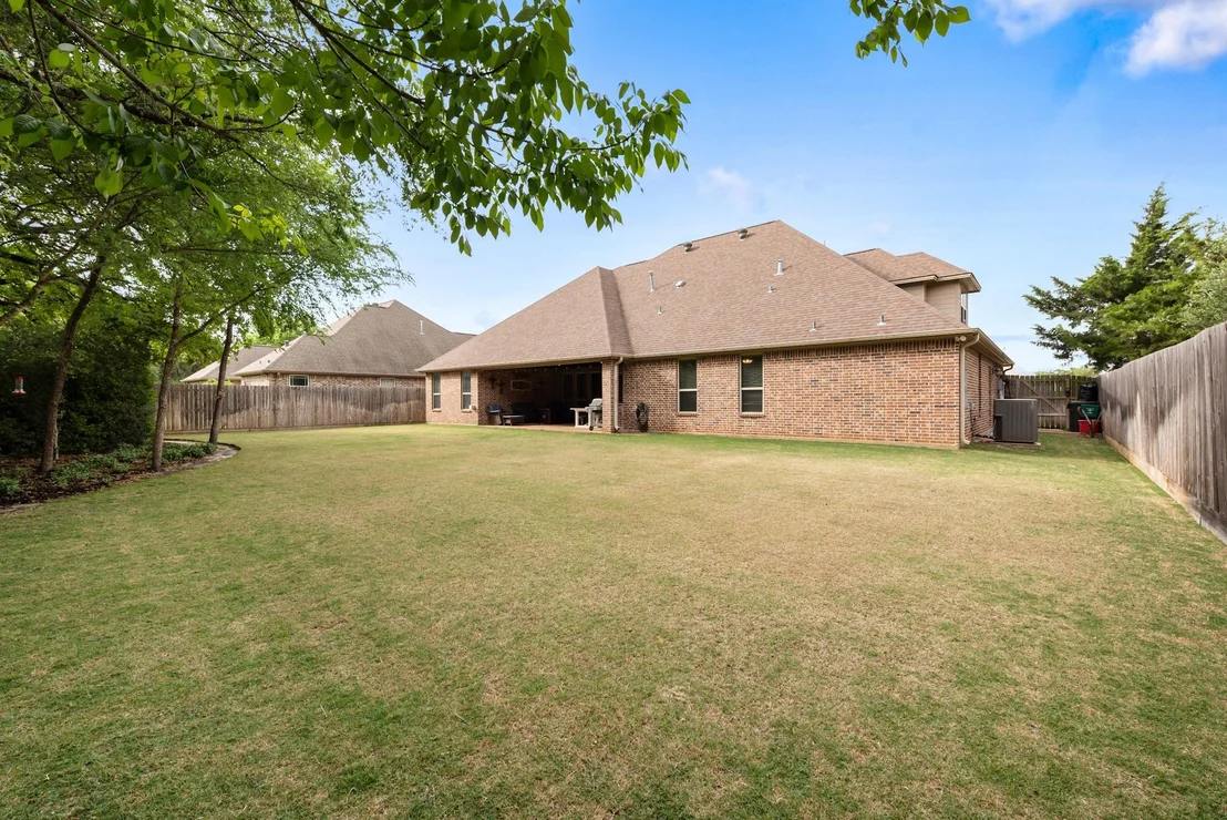 Photo of 4605 River Valley Drive
