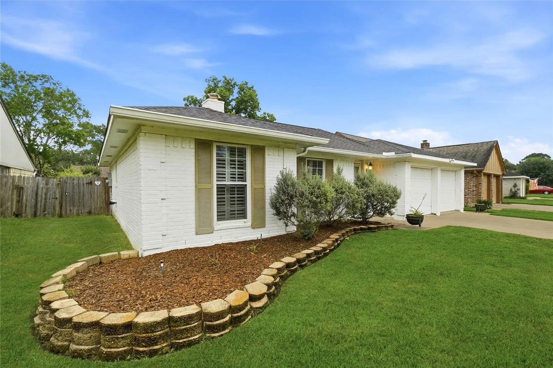 Photo of 15730 Echo Canyon Drive