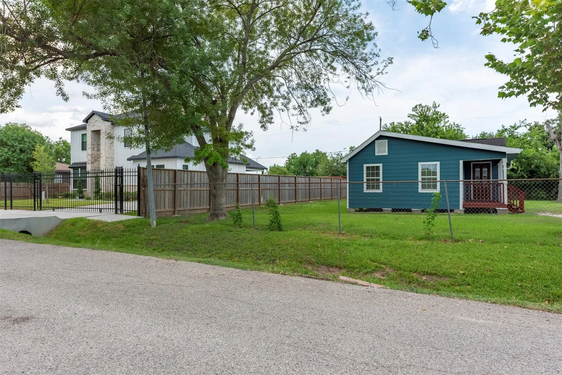 Photo of 6228 Trescon Drive