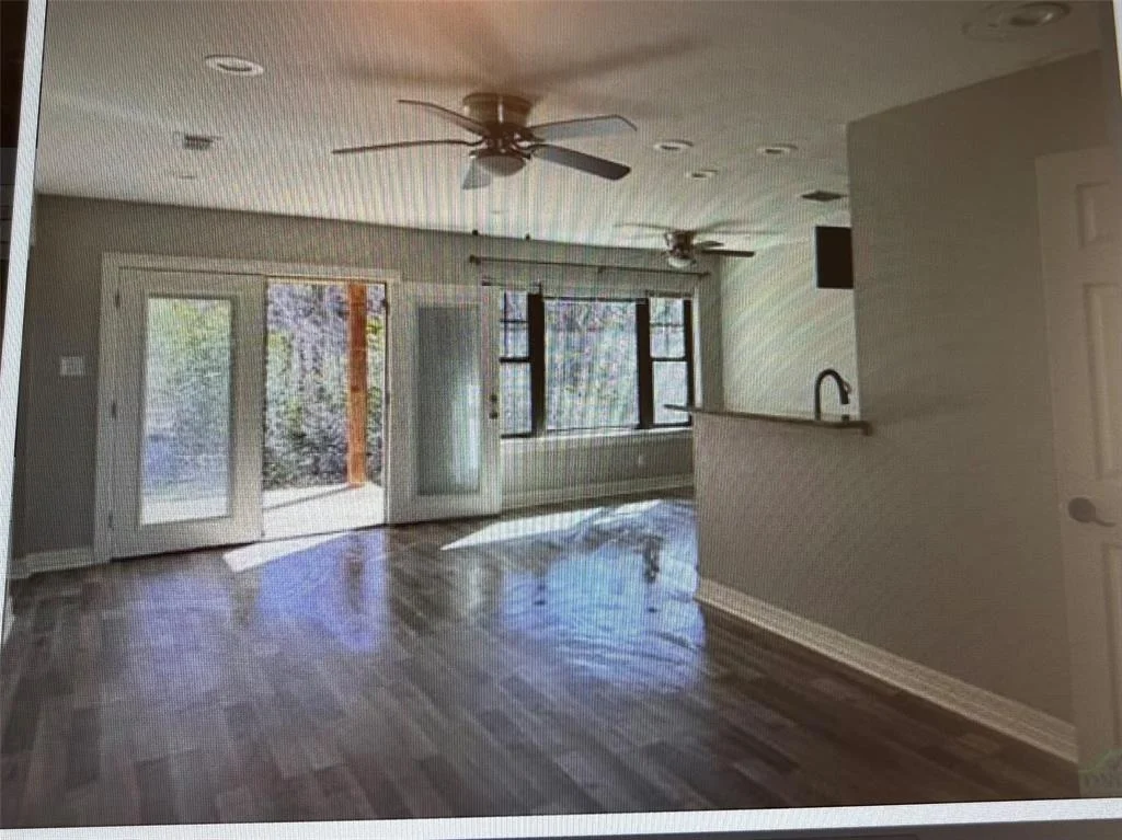 Photo of 808 S Bennett