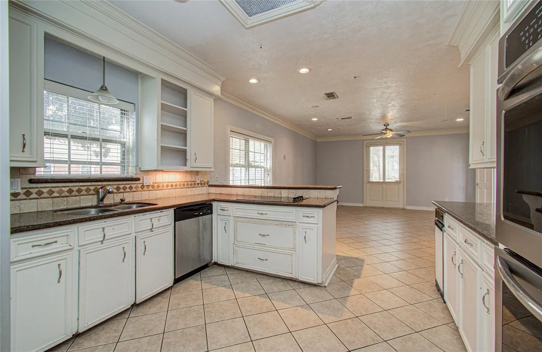 Photo of 8103 Oak Moss Drive