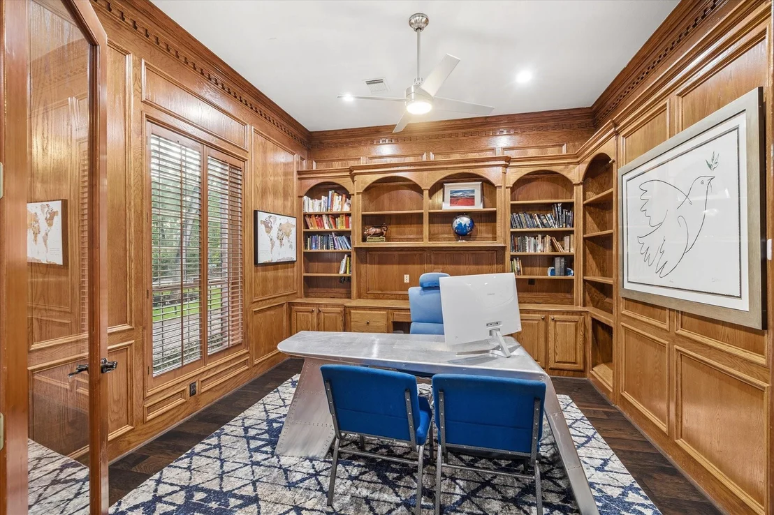Photo of 35 N Regent Oak