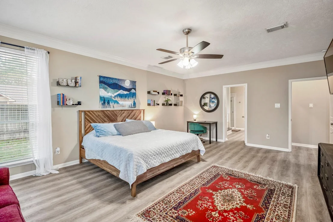 Photo of 11826 Thoreau Drive