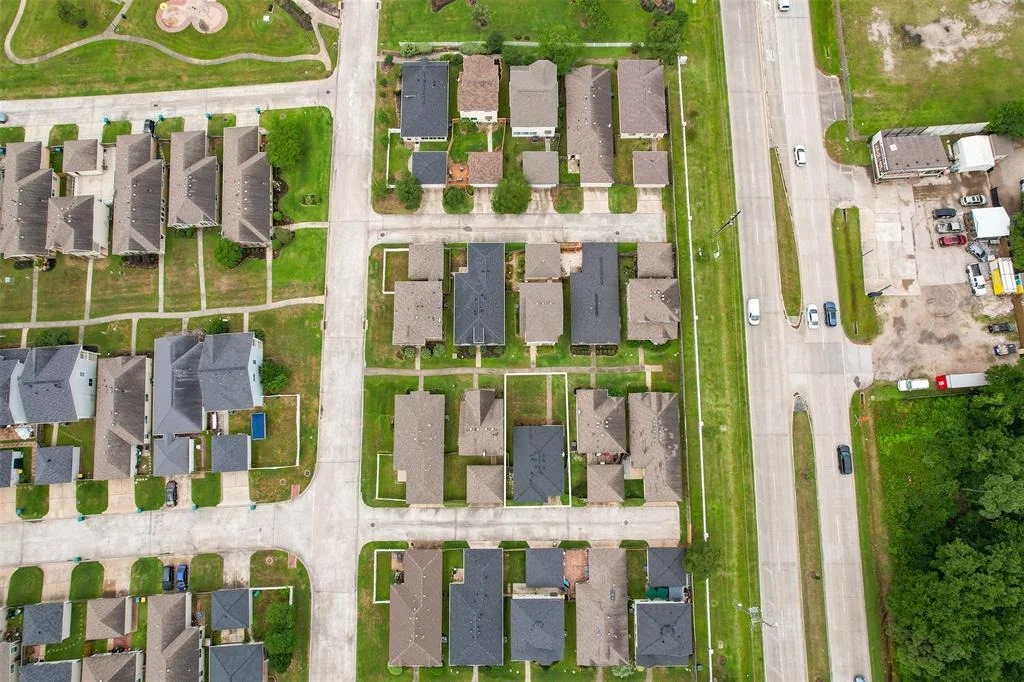 Photo of 4030 Mossy Place Lane