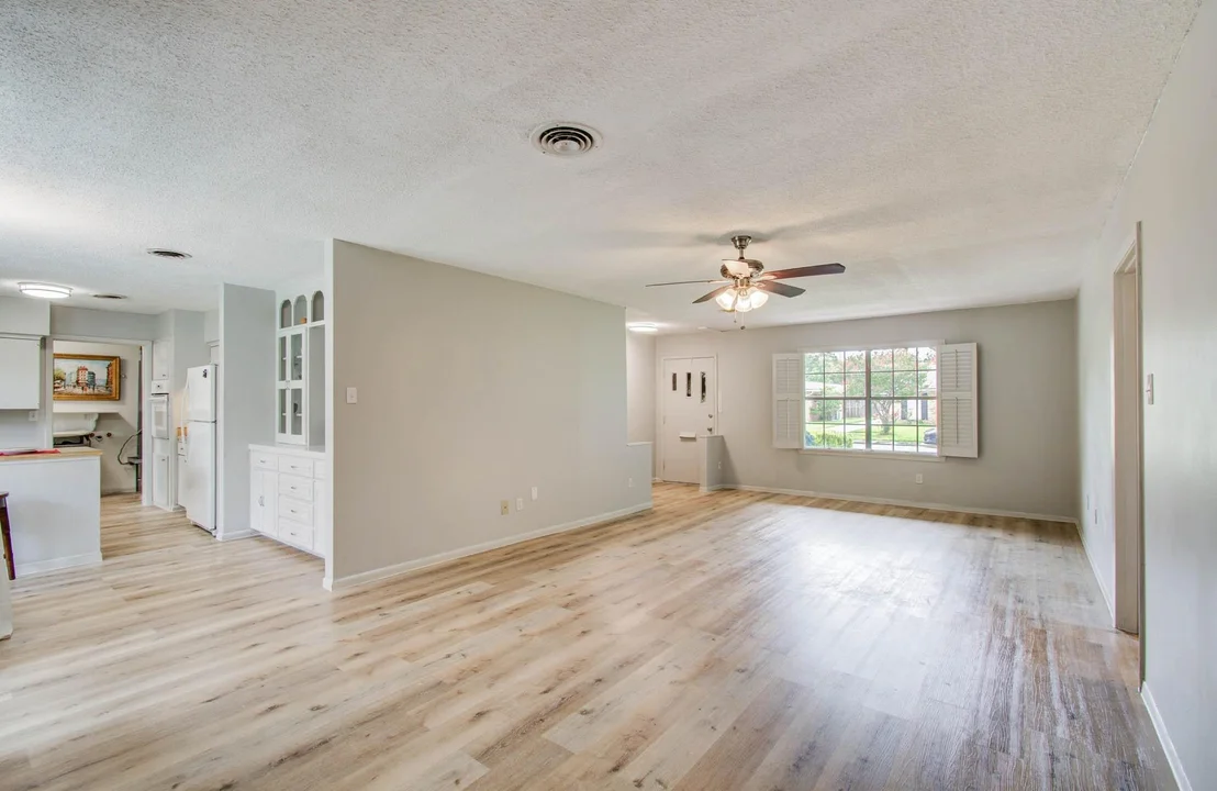 Photo of 5471 Kuldell Drive