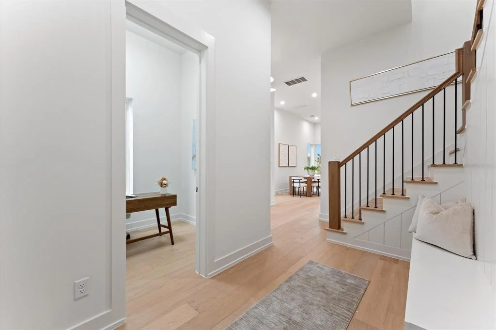 Photo of 324 Aurora Street