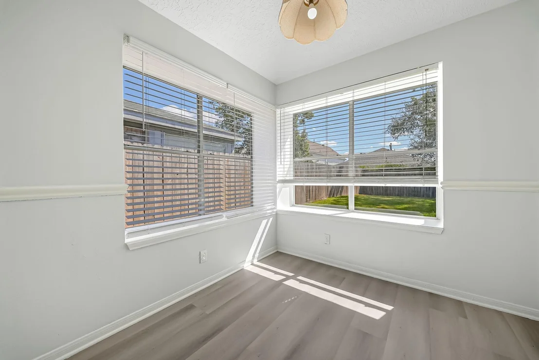 Photo of 16897 Blue Jay Street
