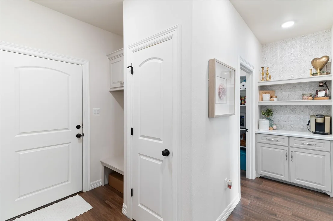 Photo of 111 Sundrop Lane