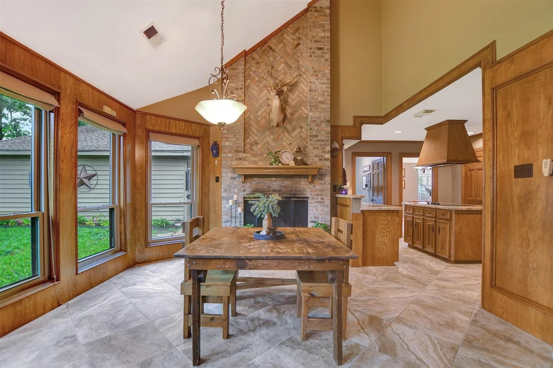 Photo of 15611 Birchview Drive