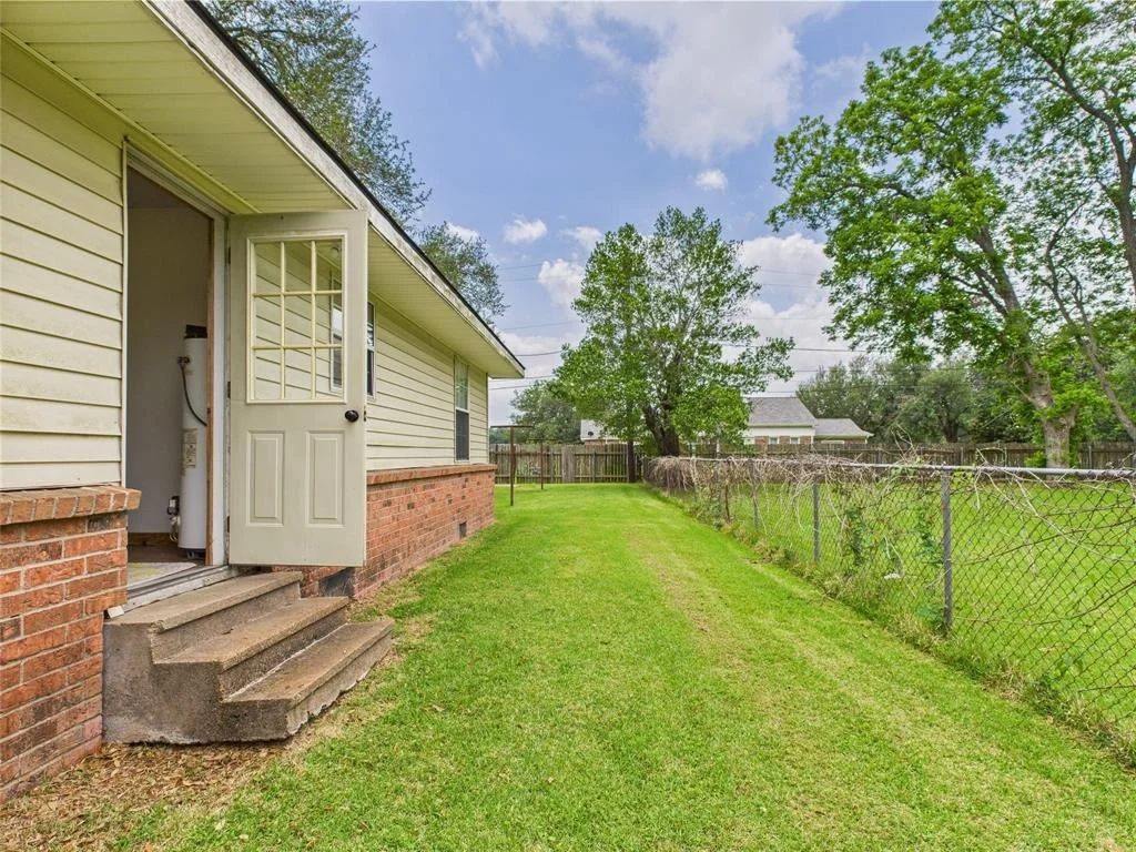 Photo of 812 Merry Lane