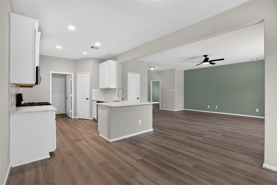 Photo of 7611 Dragon Pearls Lane