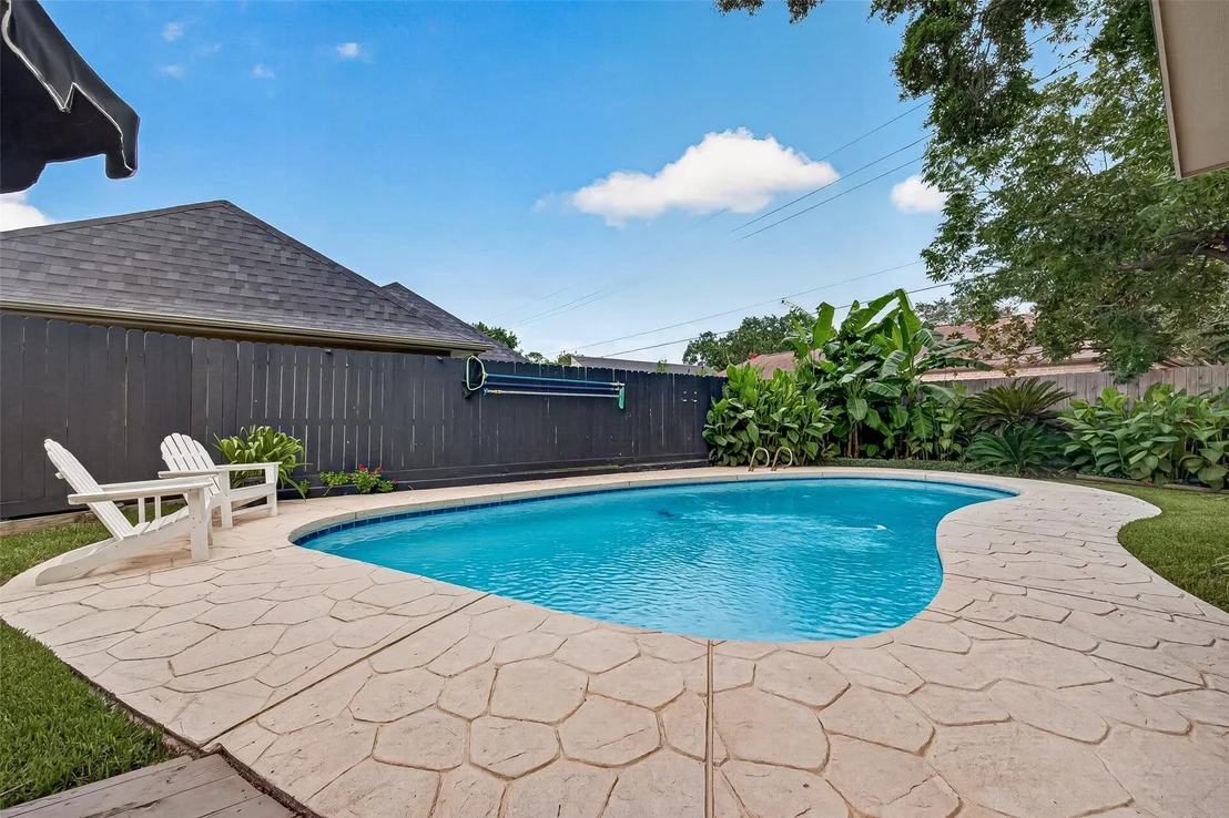 Photo of 11423 Highgrove Drive