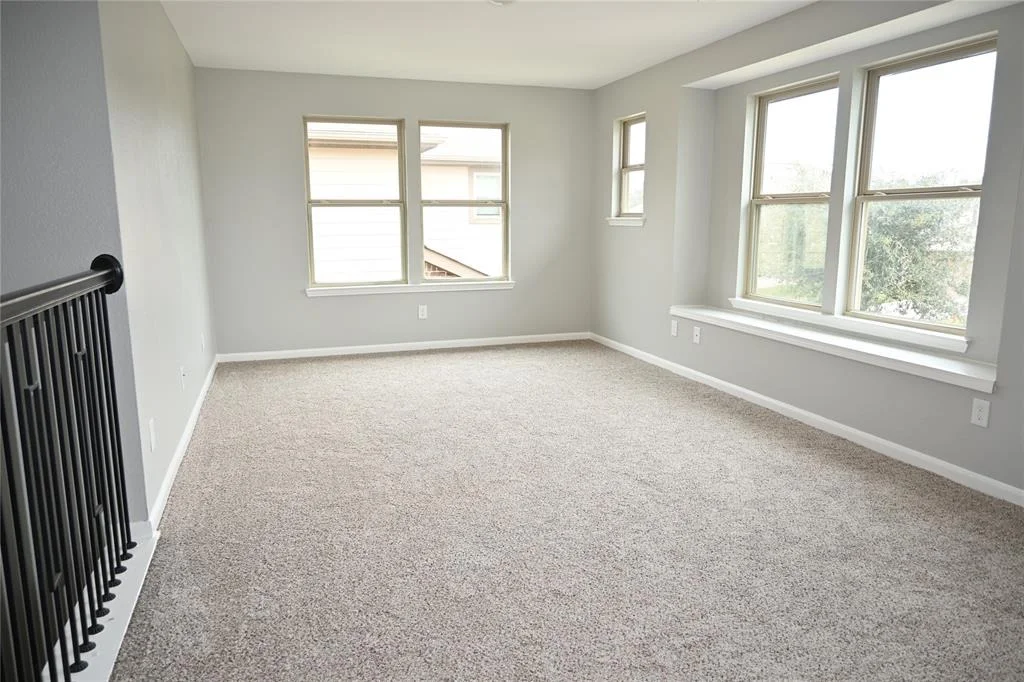 Photo of 4027 Fernglade Drive