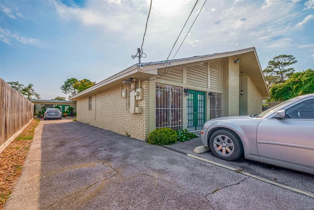 Photo of 701 Janisch Road