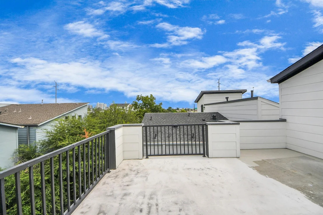 Photo of 2014 Blodgett Street