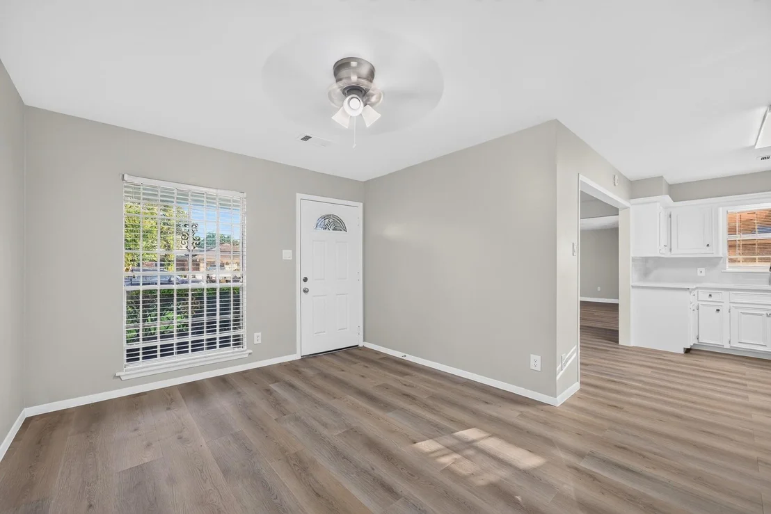 Photo of 6127 Rietta Street