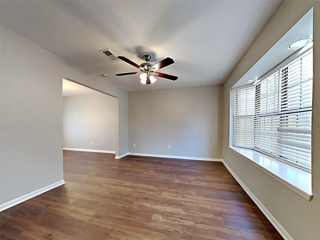 Photo of 158 E Pathfinders Circle