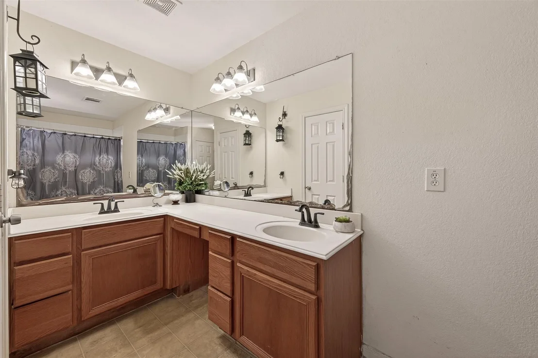 Photo of 11916 Palmsprings Drive