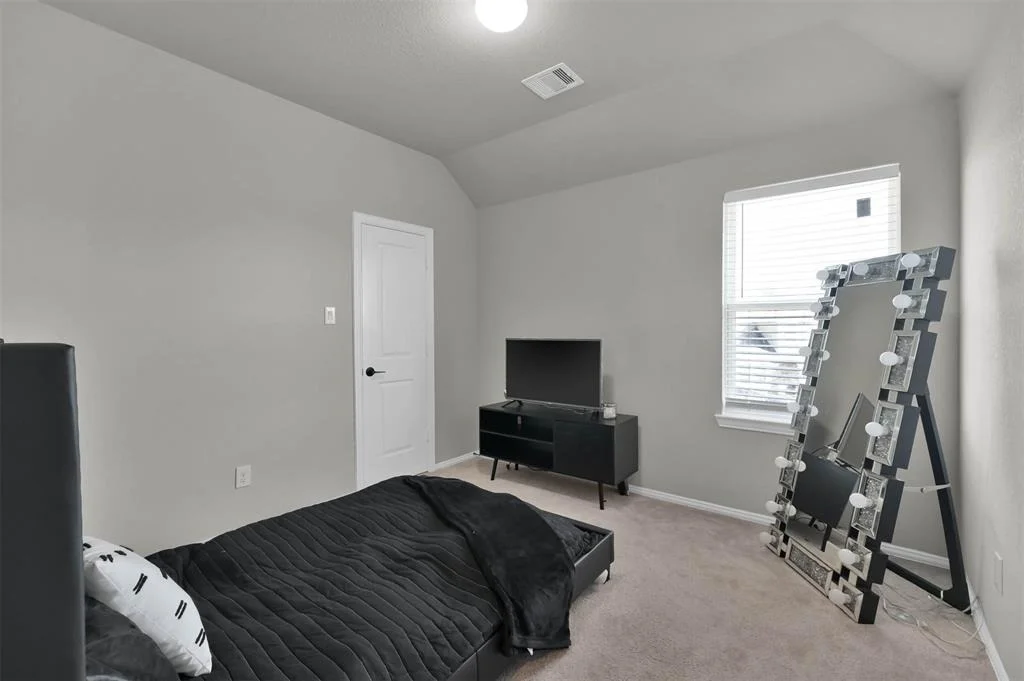 Photo of 29857 Dovetail Bluff Lane