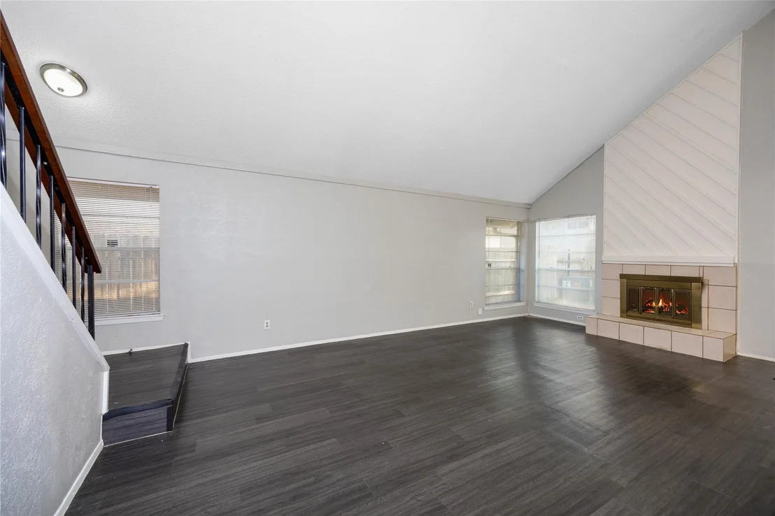 Photo of 23311 Calico Corners Lane
