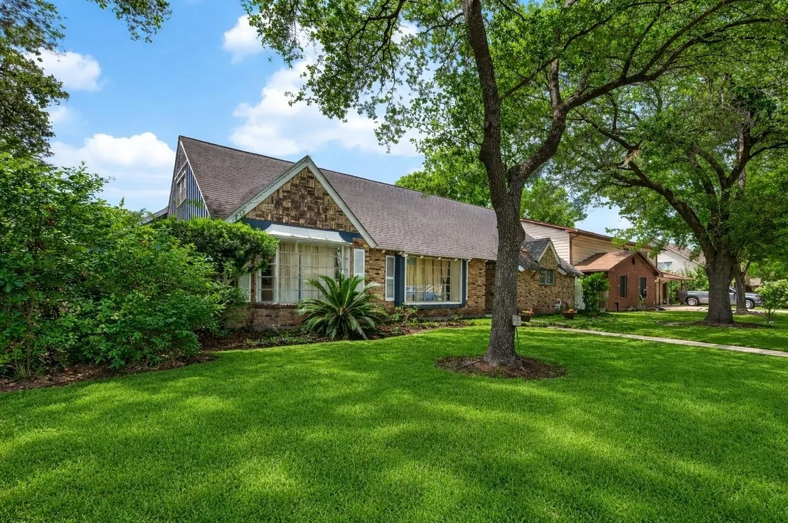 Photo of 2310 Fenwood Drive