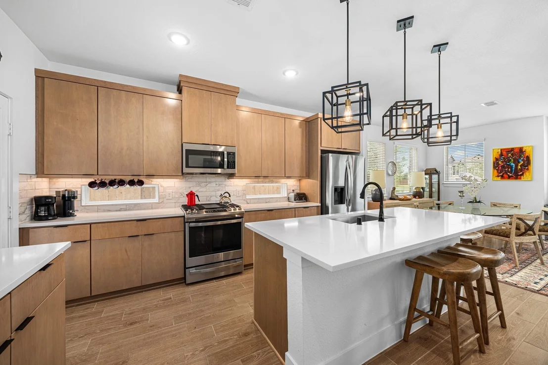 Photo of 7618 Redbud Orchard Road