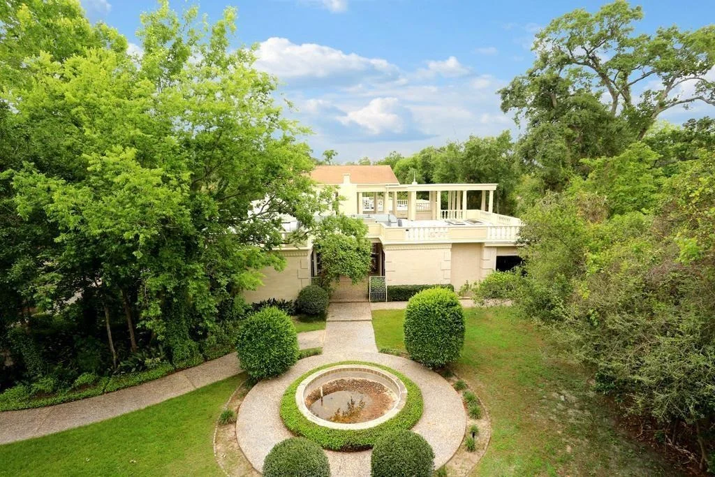 Photo of 415 White Wing Lane