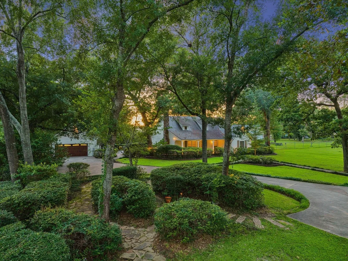 Photo of 13835 Jarvis Road