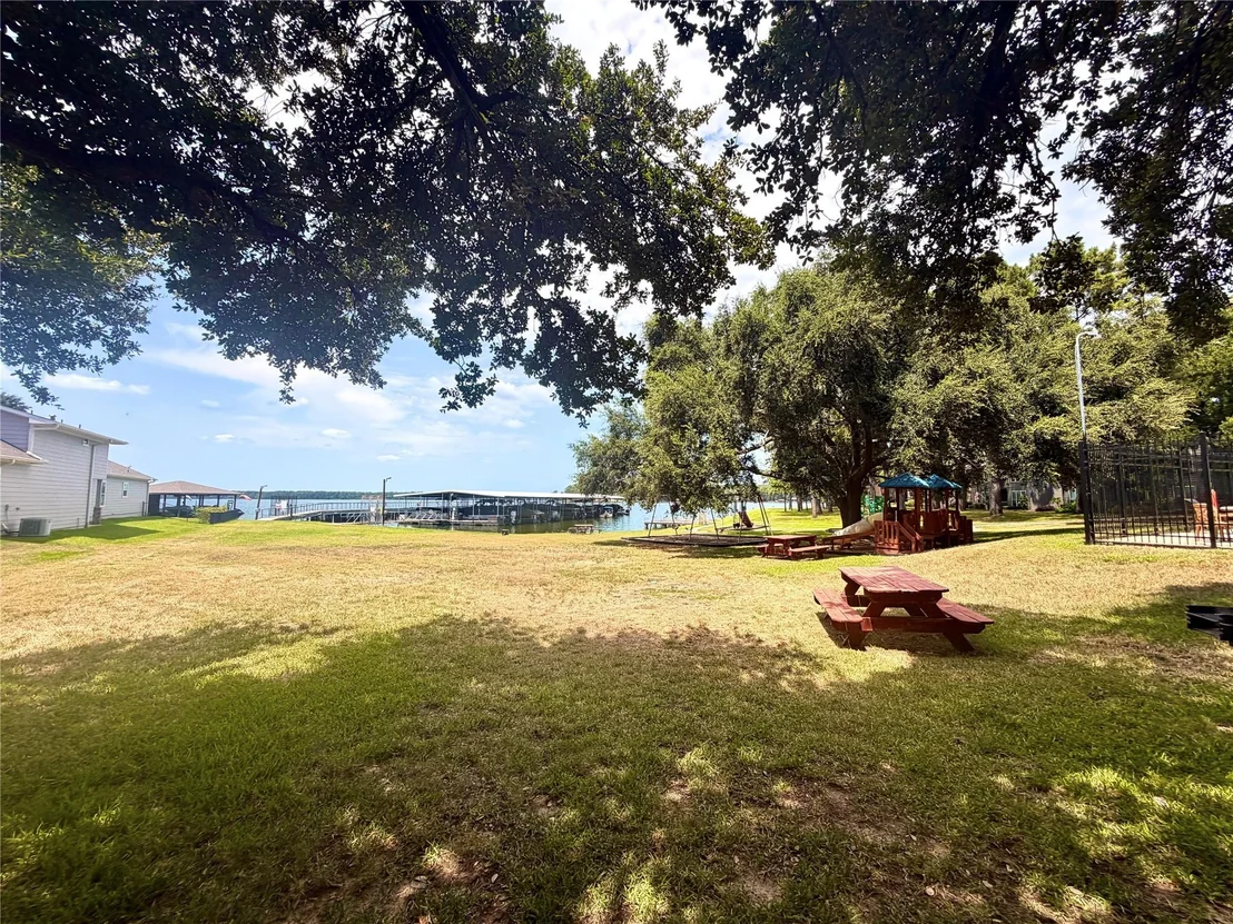 Photo of 13934 Dolphin Drive