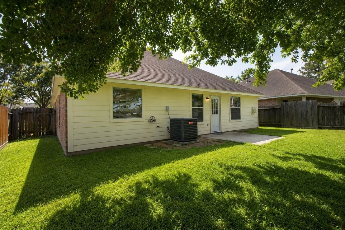 Photo of 303 Burris Park Dr Drive