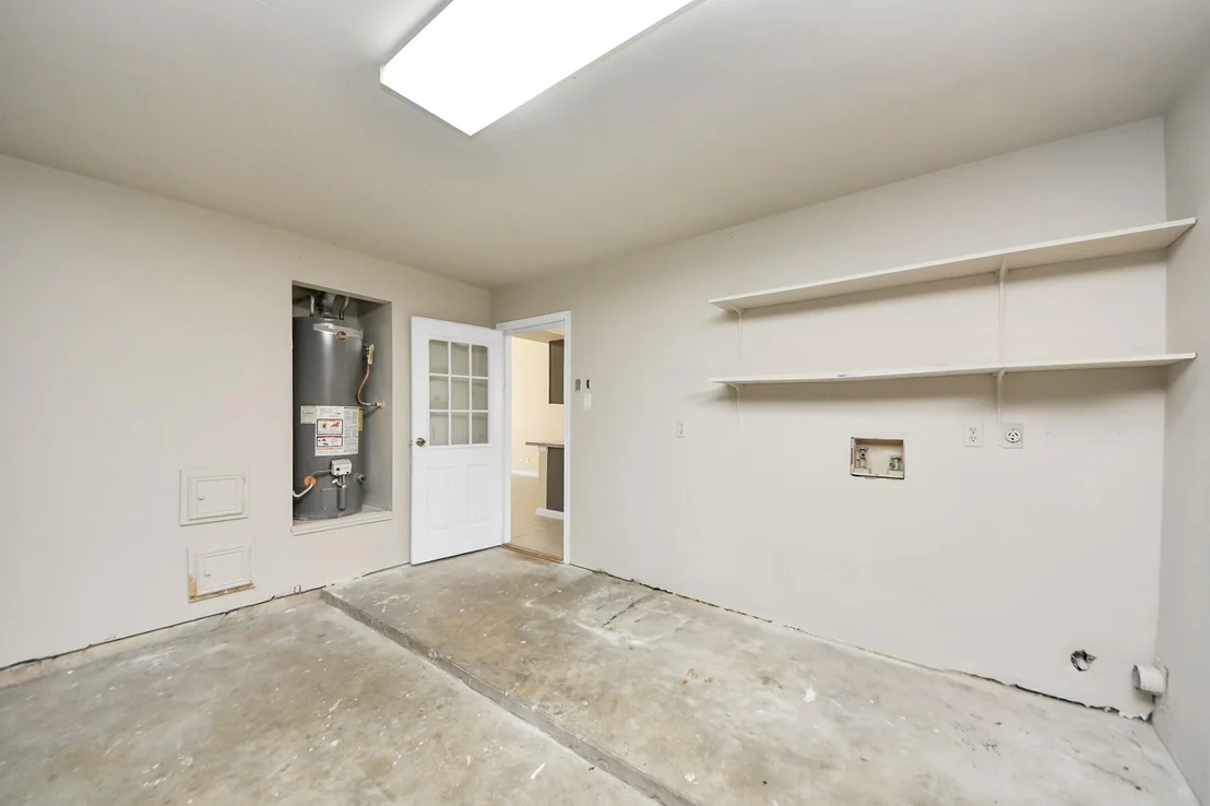 Photo of 6011 Shady Manor Drive