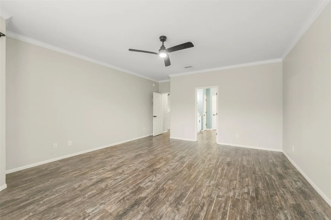 Photo of 15730 Lake Loop Drive